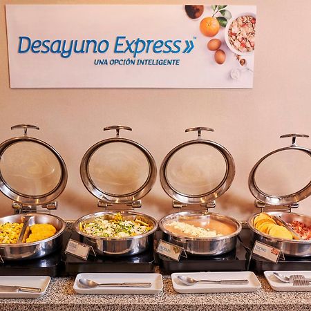 Holiday Inn Express & Suites Chihuahua Juventud By Ihg Bagian luar foto