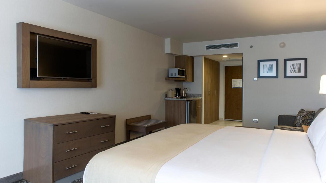 Holiday Inn Express & Suites Chihuahua Juventud By Ihg Bagian luar foto
