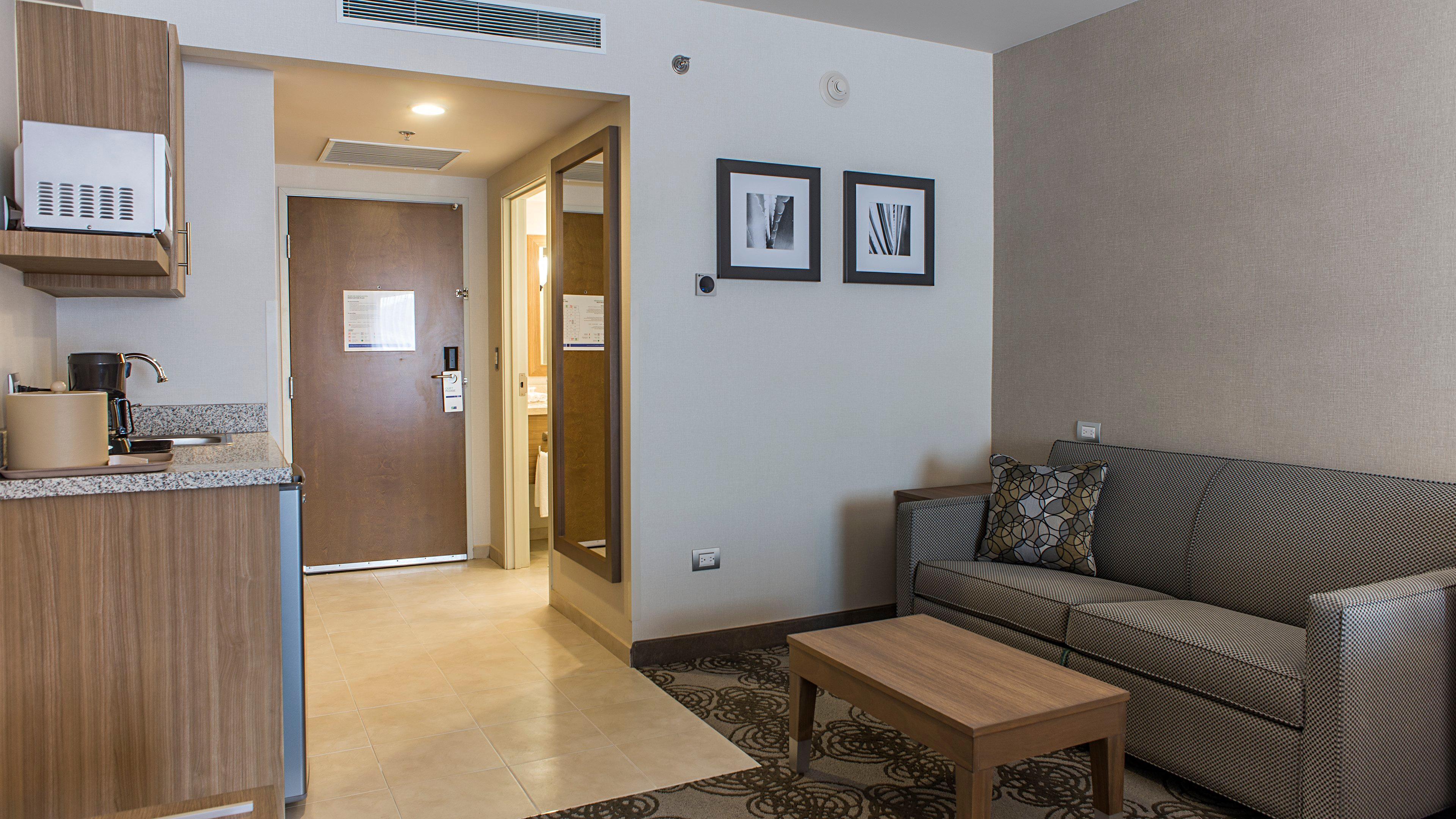 Holiday Inn Express & Suites Chihuahua Juventud By Ihg Bagian luar foto
