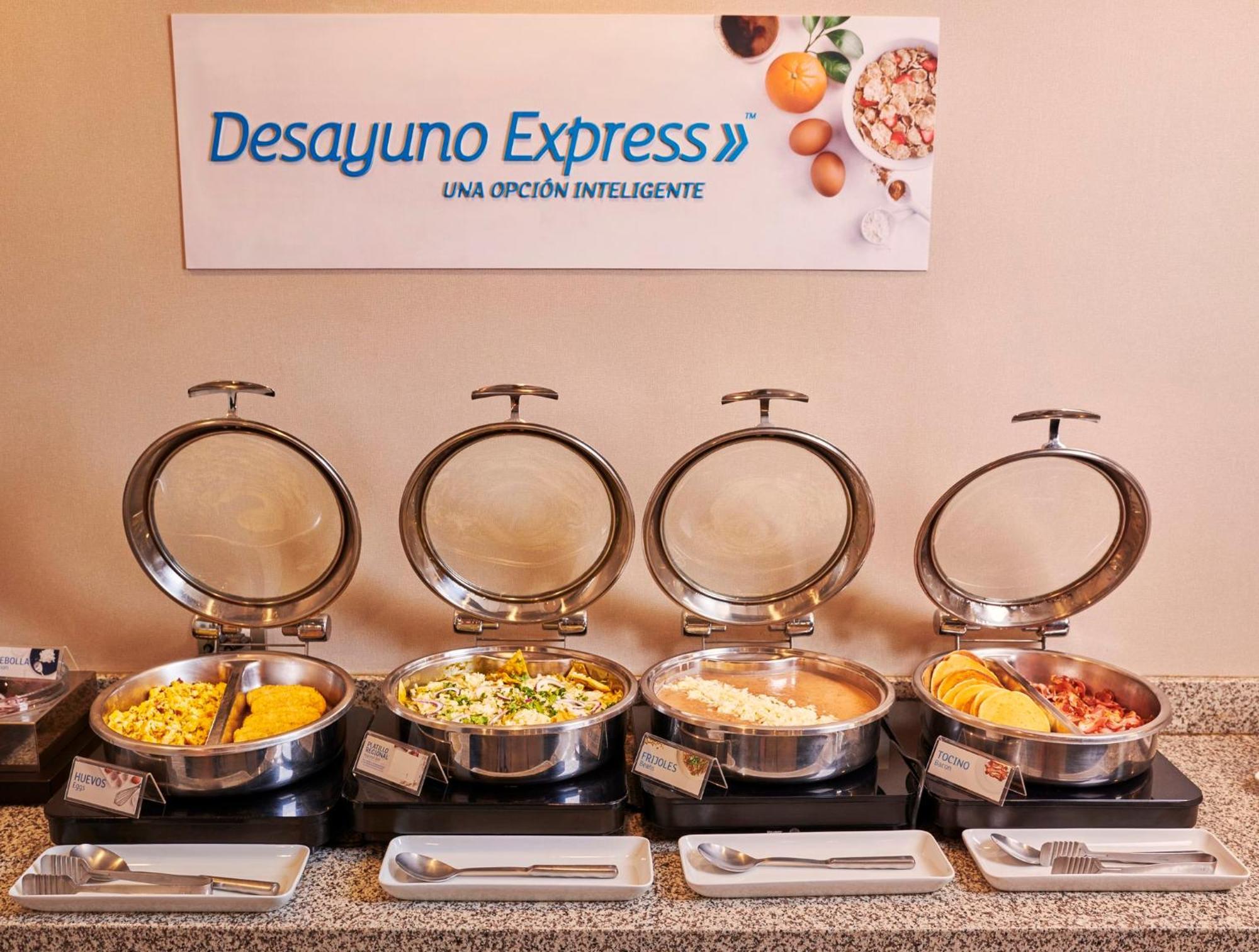 Holiday Inn Express & Suites Chihuahua Juventud By Ihg Bagian luar foto