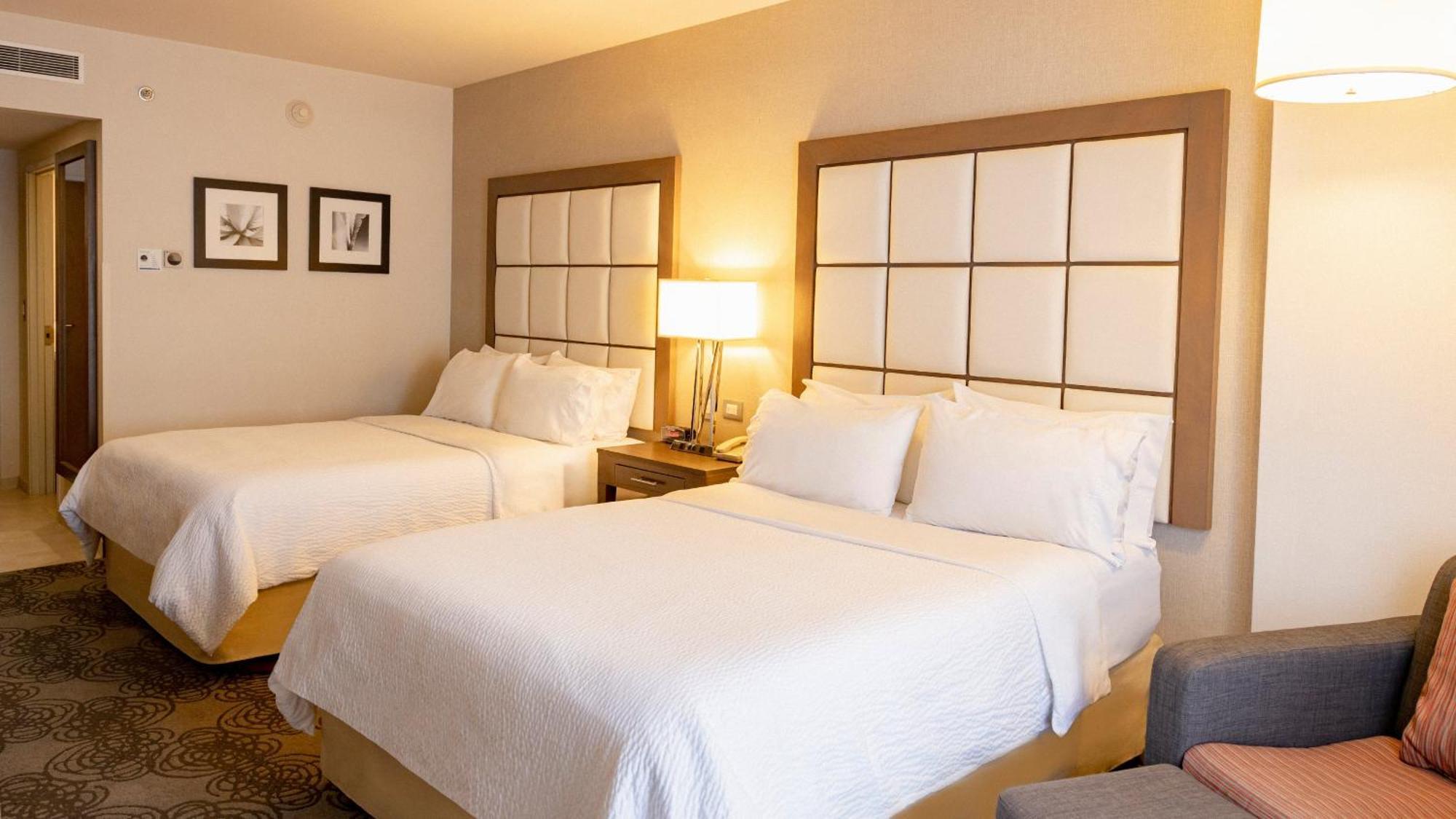 Holiday Inn Express & Suites Chihuahua Juventud By Ihg Bagian luar foto