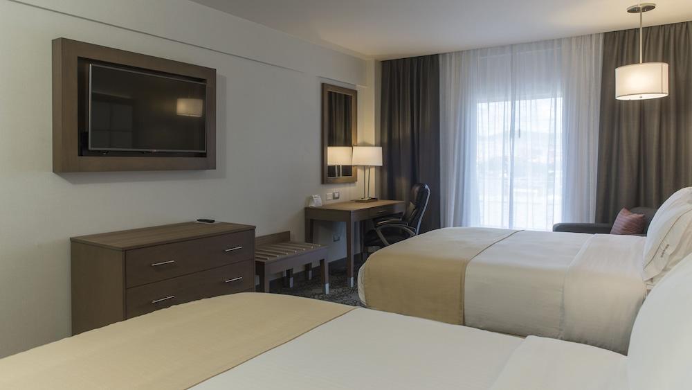 Holiday Inn Express & Suites Chihuahua Juventud By Ihg Bagian luar foto